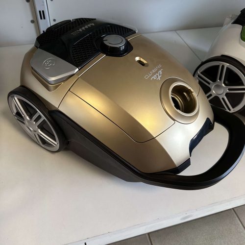 Eta Avanto Animal Porszívó porzsákos, 800 watt, extra szívófejekkel és 2 méteres gégecsővel, arany színű