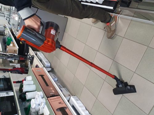 Bomann BS-1948-CB-N Porszívó, Álló - Tartályos - akkumulátor nélkül, hálózatról működtethető! 600 W