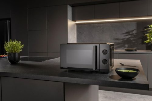 Hisense H20MOBP1HI mikrohullámú sütő 700W 20 liter, fekete