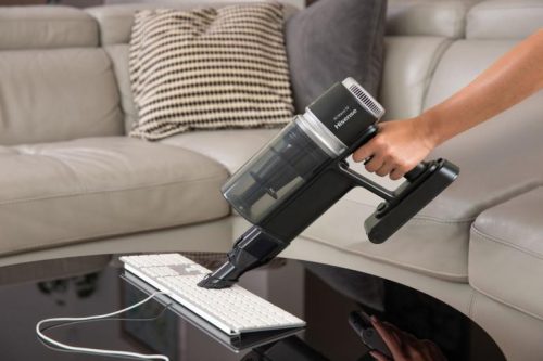 Hisense HVC6264BK Porszívó Akkumulátoros, vezeték nélküli, rugalmas gégecsővel, 45 perces üzemidővel