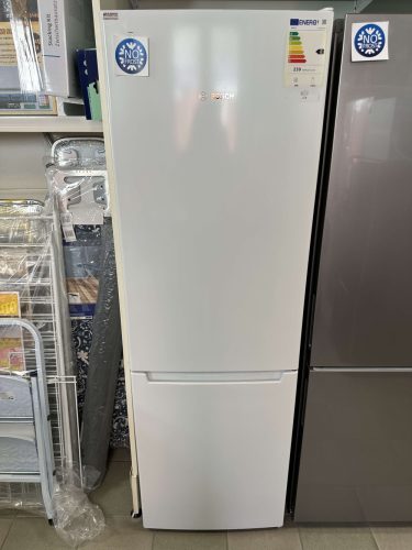 Bosch KGN36NWEA NoFrost Alulfagyasztós hűtőszekrény, 186 cm, fehér