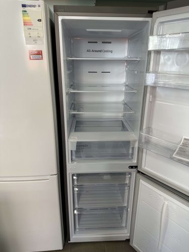 Samsung RB33B610ESA NoFrost Alulfagyasztós hűtőszekrény, Óriási űrtartalommal! 185 cm, ezüst